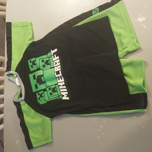 ❤️ Minecraft Boys Shirt & Shorts Size 7 - Picture 1 of 10